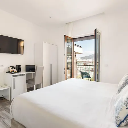 Yourhome - Maison Degli Aranci B&B 소렌토