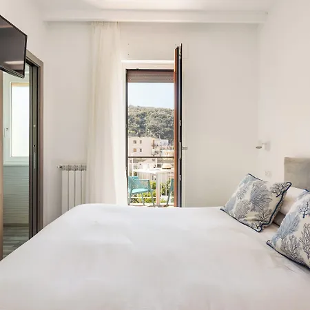 Frühstückspension Yourhome - Maison Degli Aranci 3*
