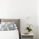 Yourhome - Maison Degli Aranci Frühstückspension
