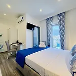 Yourhome - Maison Degli Aranci 3* Sorrent